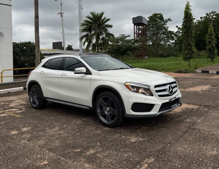 Benz-white-squared-image